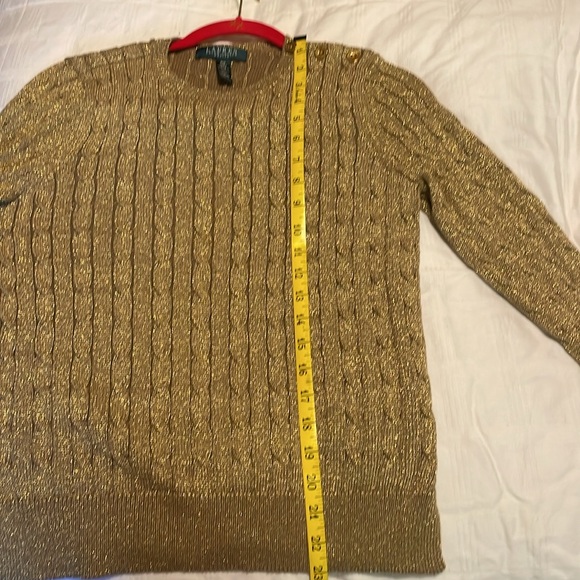 Ralph Lauren gold metallic sweater very pretty. Great condition no pulls/tears - Picture 4 of 5
